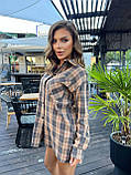 Вільна жіноча сорочка з фланелі у світло-бежеву карту, фото 2