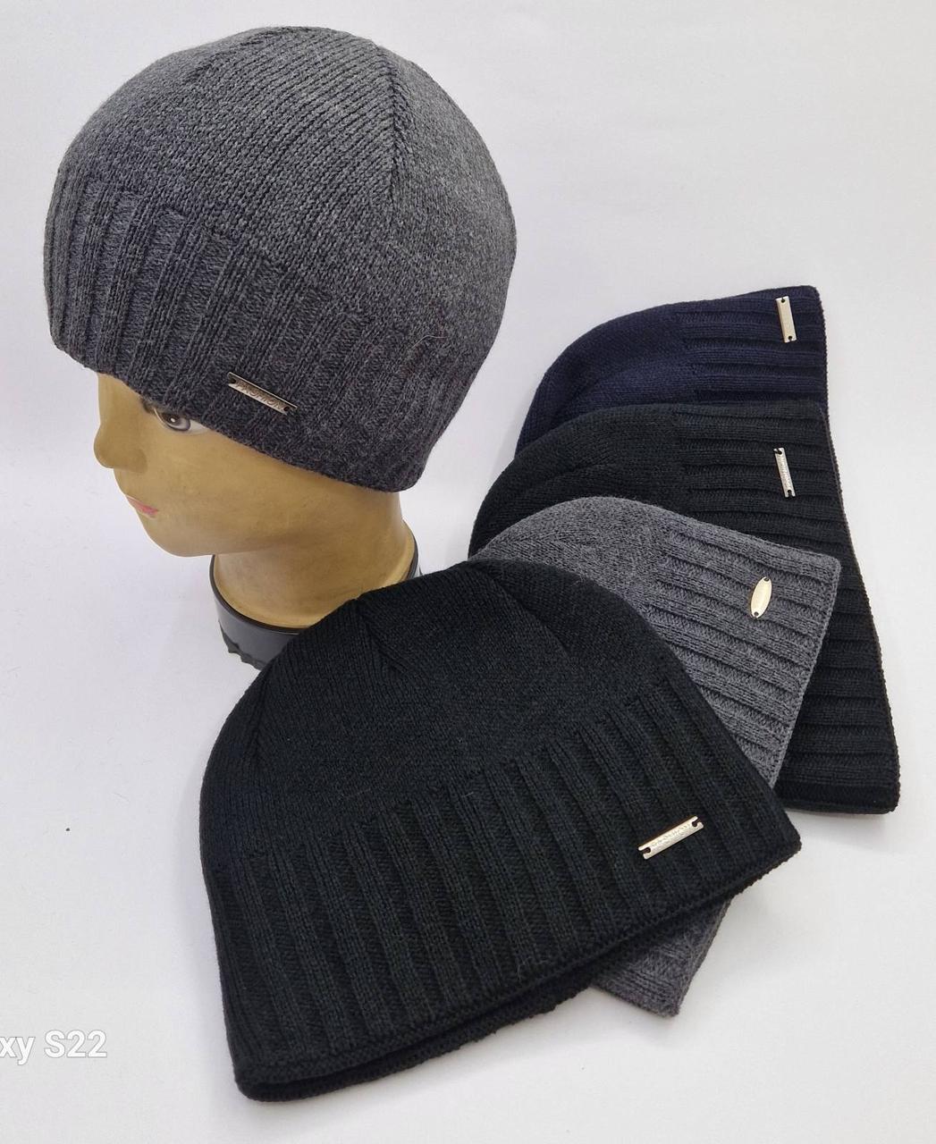 Тепла чоловіча шапка шестиклинка на флісі