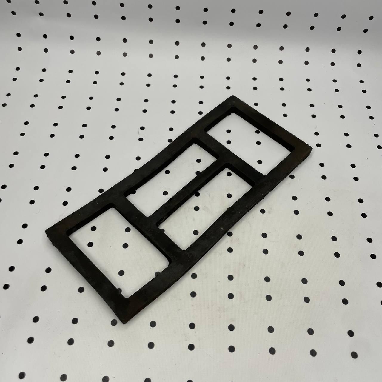 Килимок акумулятора ЮМЗ, фото 1