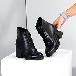 Шикарні зимові шкіряні ботильйони на середньому стійкому підборі