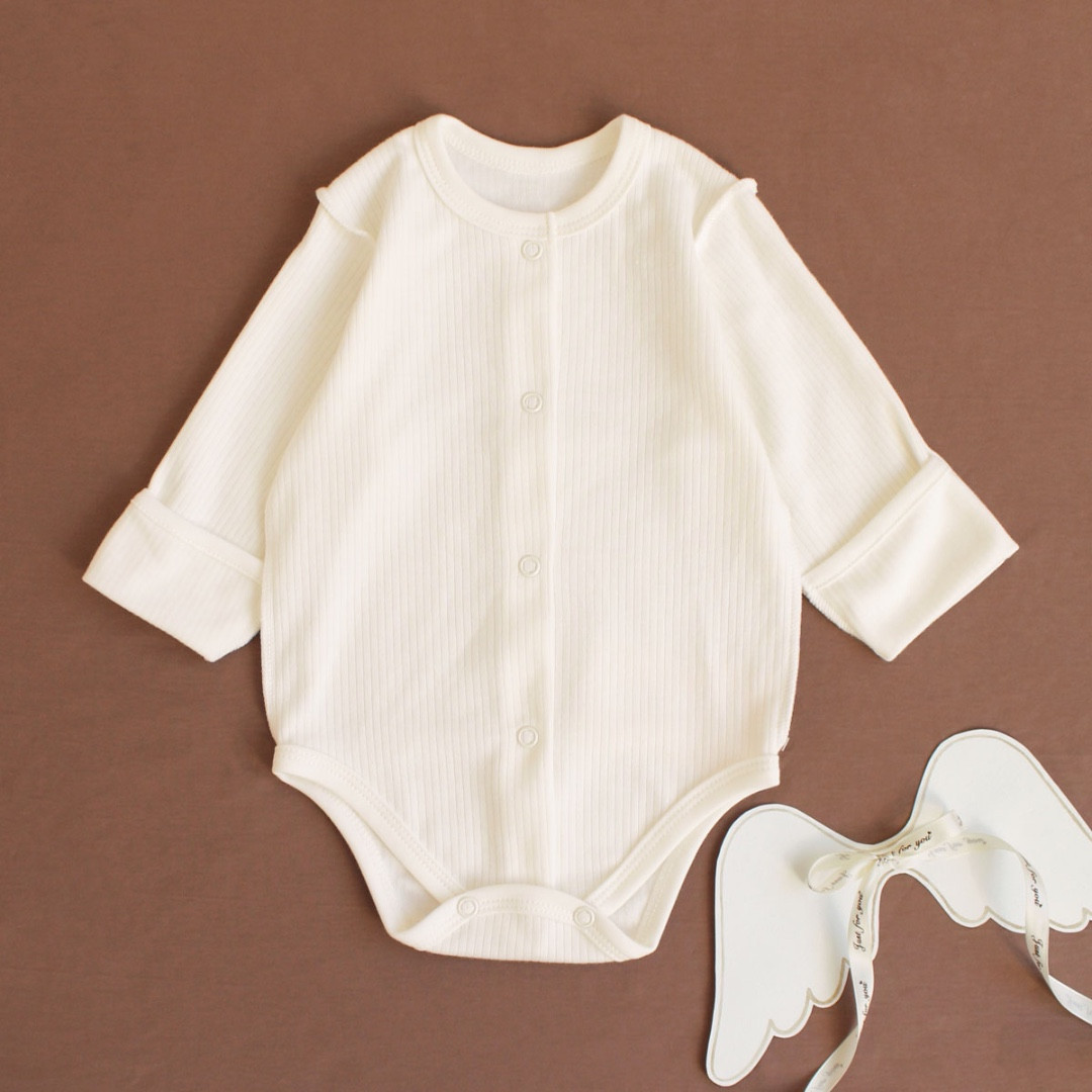Боді для немовлят молочний у пологовий інтерлок рубчик зовнішні шви рукава царапки розміри 56 62