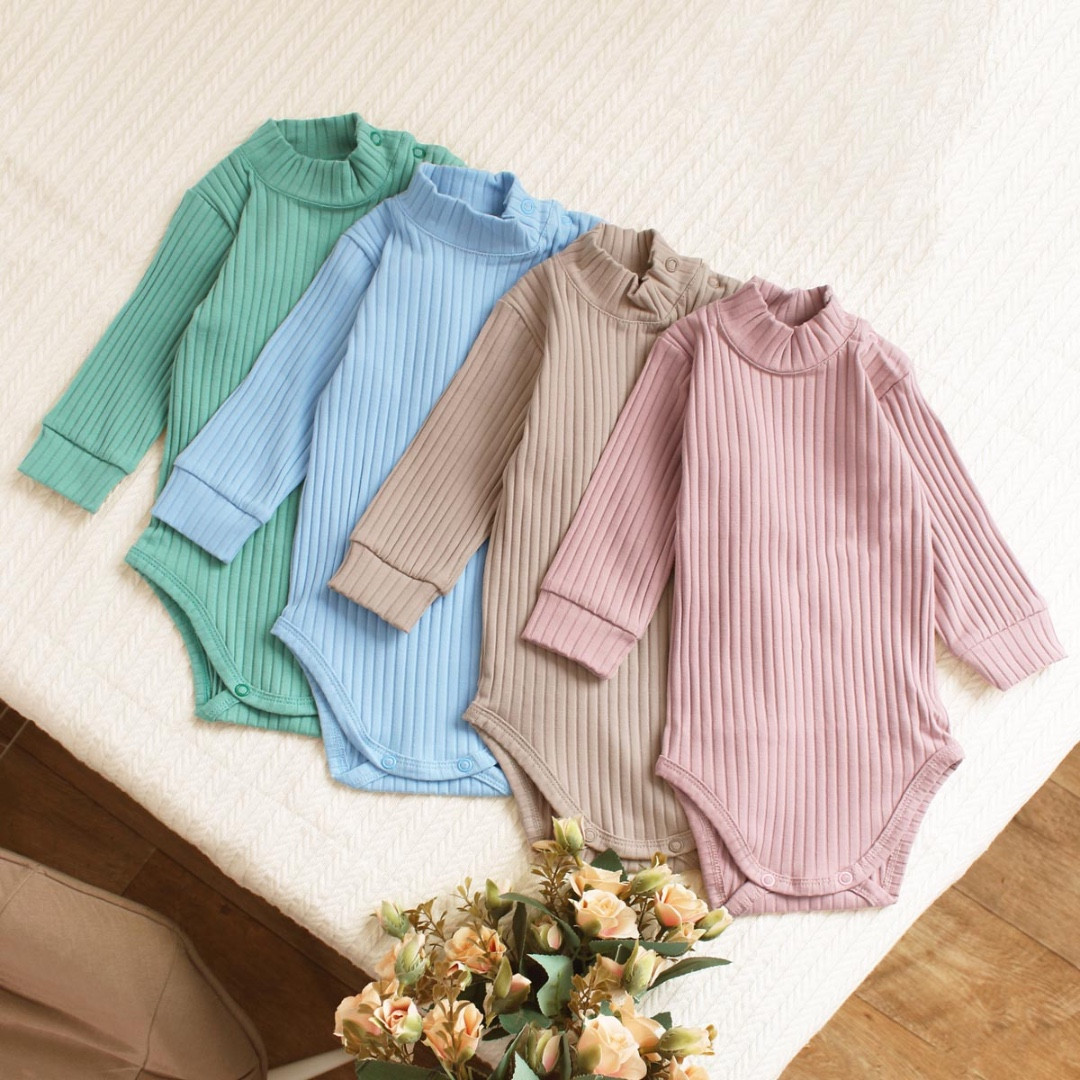 Боді гольф дитячий у рубчик зі стійкою довгий рукав мікс кольорів розміри 62–92