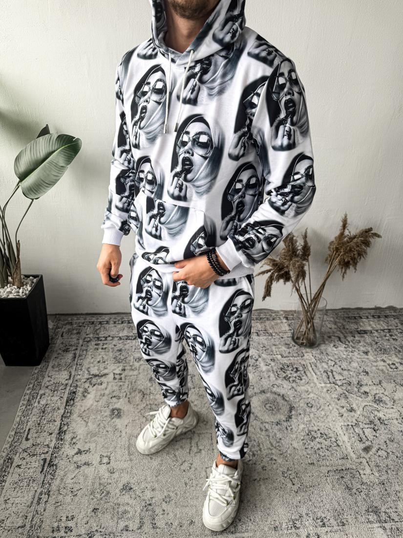 Спортивний костюм