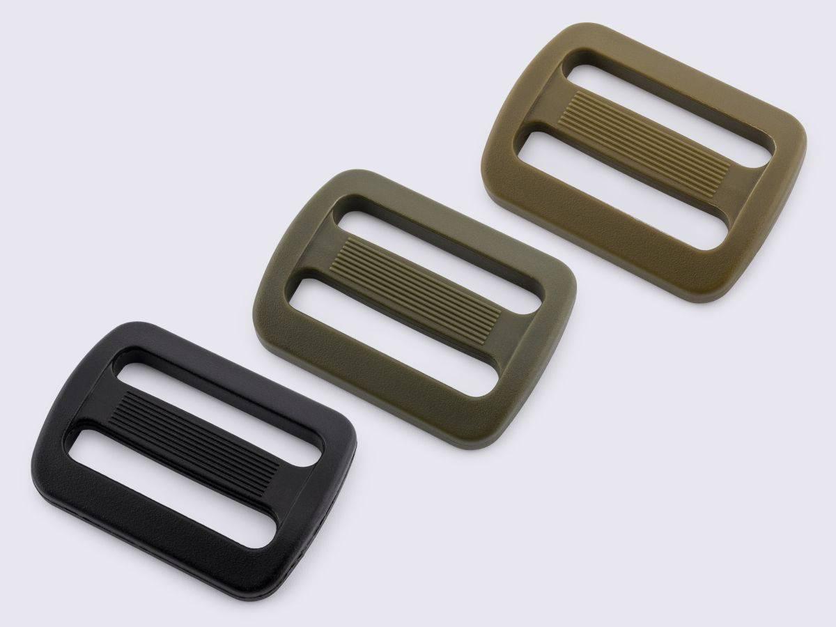 Пряжка перетяжка 32 мм двохщілинна пластикова НК-028, фото 1