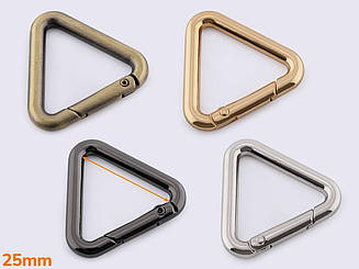 Карабін трикутний 25мм 65-538