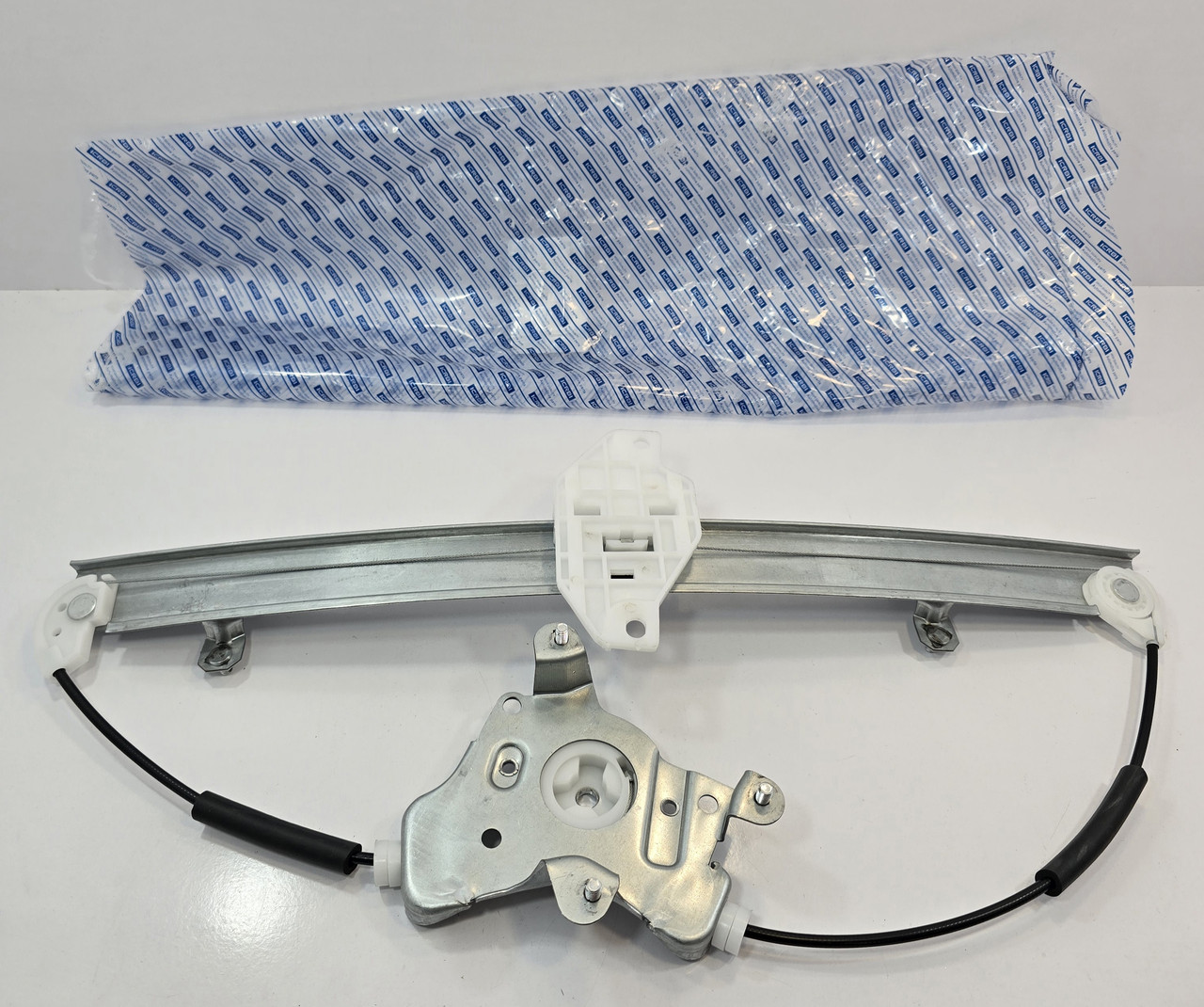 Склопідіймач передній лівий електричний (під хрест) Ланос CRB Корея, фото 1