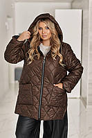 Куртка жіноча зимова батал стьобана з капюшоном і великими кишенями