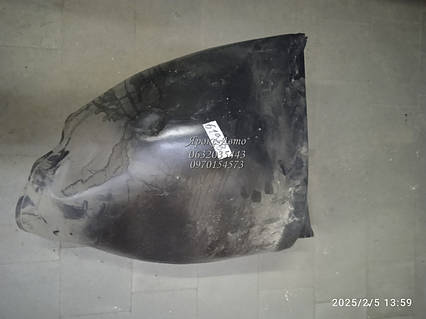 Підкрилок передній лівий для автомобіля Renault Trafic 000061968