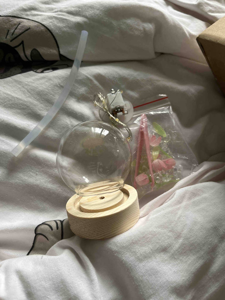 Нічник-світильник "Бесконні тюльпани" у хмарі, набір для творчості - фото покупців 1