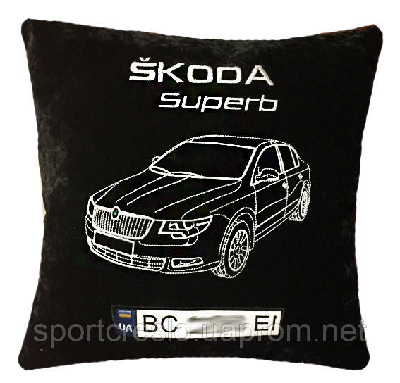 Авто подушка сувенир с вышивкой силуэта машины подарок в машину - фото 5 - id-p480560068