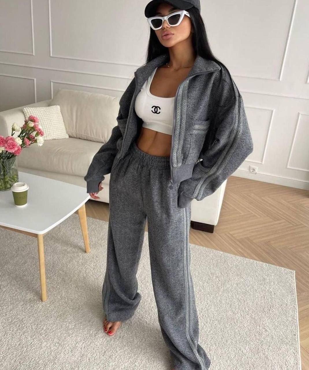 Костюм для милих дам "Трикотаж", фото 1