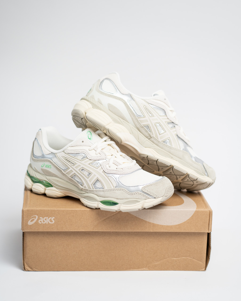 Чоловічі кросівки Asics Gel-Nyc 1203A383-112 Cream Fossil сірі Оригінал