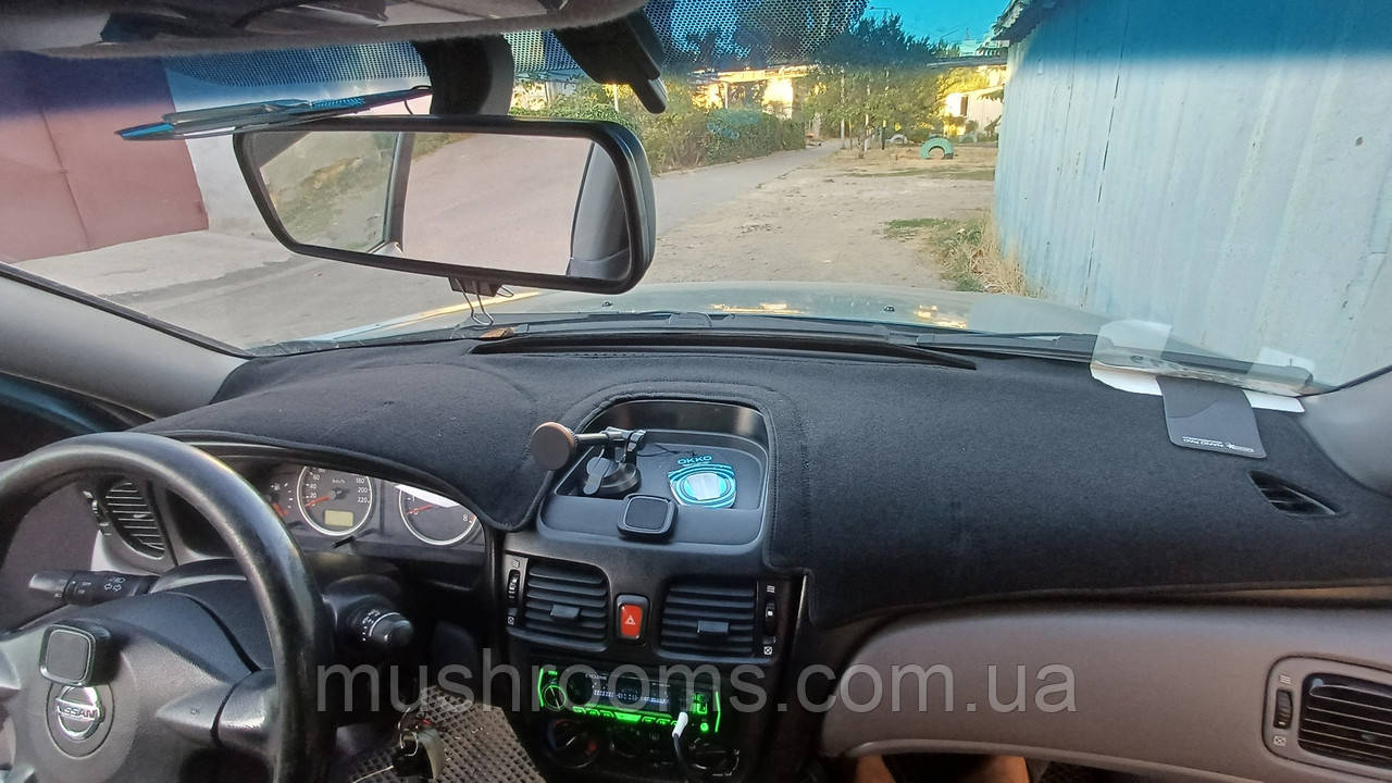 Накидка на панель приладів NISSAN Almera 2 пок. N16 2000-2006 Чохол/накидка на торпеду авто Ніссан Альмера, фото 1