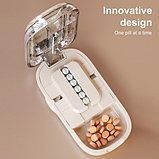 Таблетниця Різак/ контейнер 8,5 х 4,5 х 2,3 см з різаком для таблеток і ліків білий, фото 2