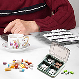 Таблетниця/органайзер/ контейнер 7.5 х 7.5 х 2.3 см для таблеток і ліків 4 відділення зелений, фото 9