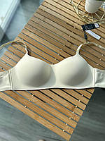 Бесшовный бюстгальтер на чашку В