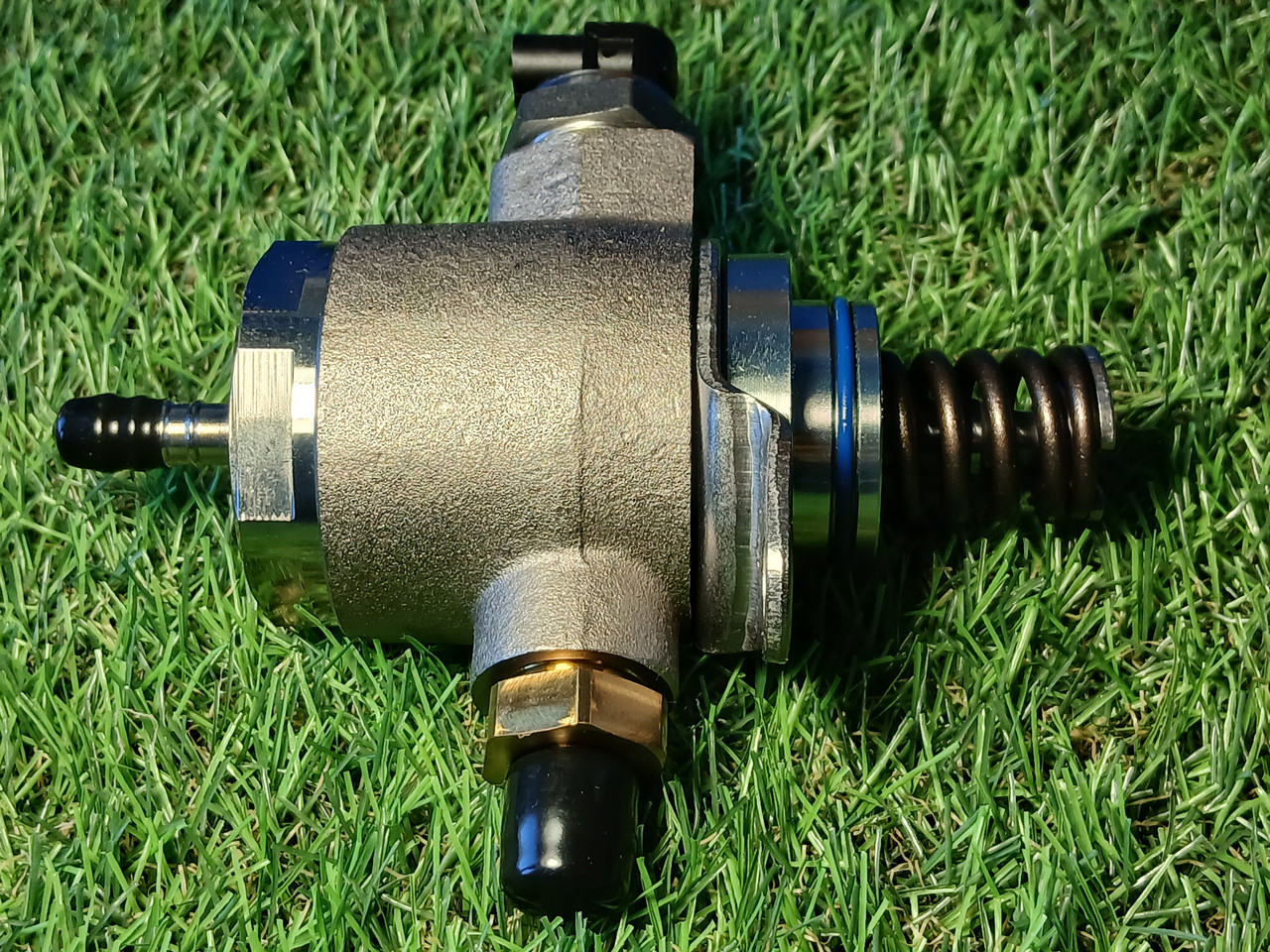 Паливний насос високого тиску для VW / AUDI 2.0TFSI (06J127025J), фото 1