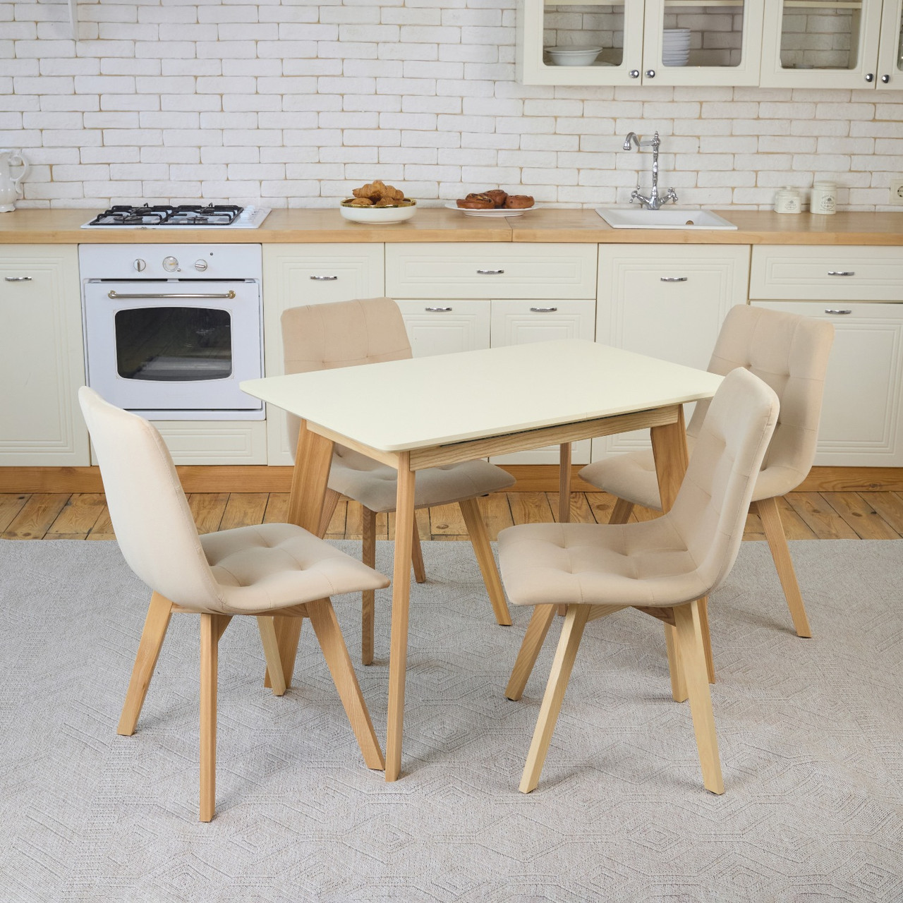 Кухонний комплект Onto Алонзо 100 бежевий розсувний стіл + 4 стільця Даріо
