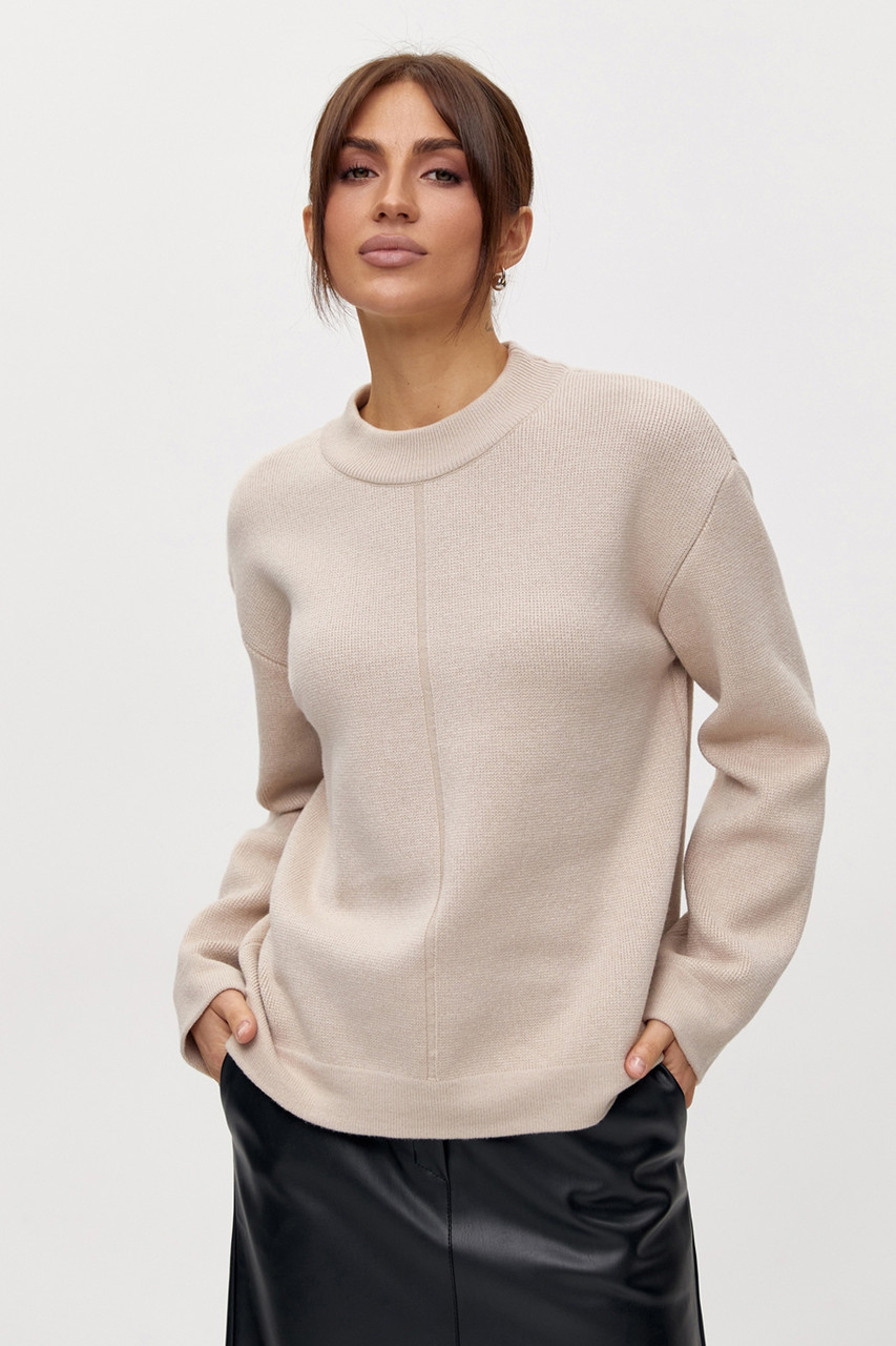 Джемпер жіночий в'язаний м'який однотонний, колір кремовий. Модель 2806 Trikobakh