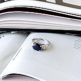 Срібне кільце Proba з натуральним сапфіром 3.507ct, фіанітами, вага виробу 3,33 г (2162667) 17.5 розмір, фото 3