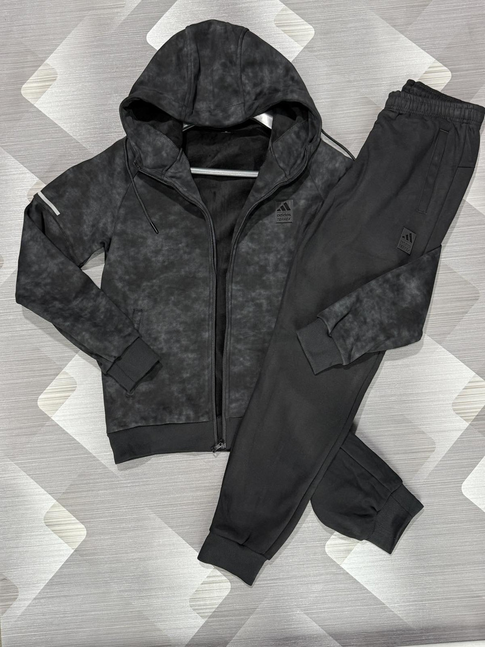 Спортивний костюм Adidas утеплений чоловічий спорт костюм Адідас зимовий костюм з капюшоном