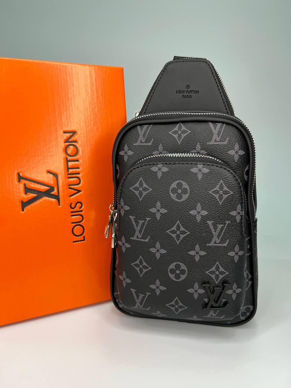 Чоловіча сумка слінг Луї Вітон Нагрудна туристична Louis Vuitton шкіряна через плече Ділова сумка чорна, фото 1