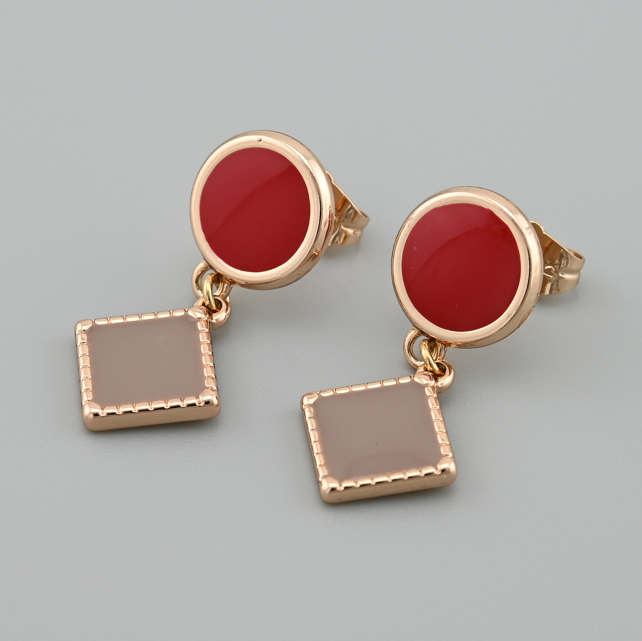 УЦІНКА Сережки підвіски Пенелопа 46899расп дефект емалі розмір 31х14 мм червона емаль вага 5.5 г позолота 18К, фото 1