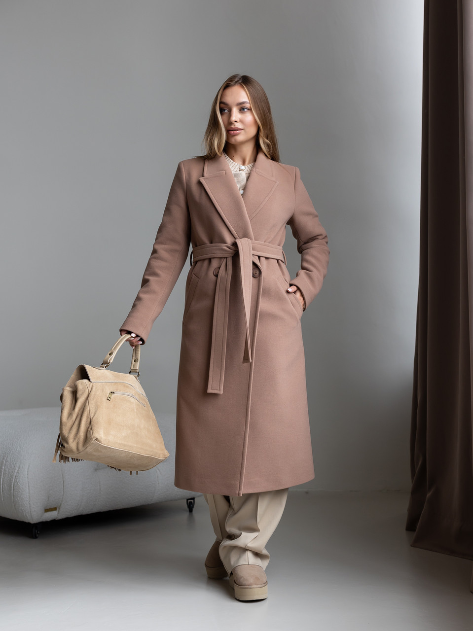 Бежеве двобортне жіноче кашемірове пальто зимове с утеплювачем, фото 1