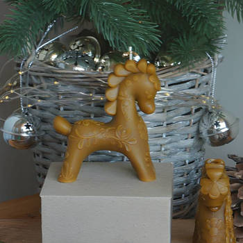 Свічка Коник