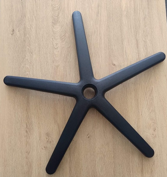 Хрестовина FI 640 пластик