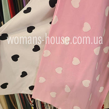 Тканина Кулір стрейч принт 180 см Туреччина 180 г/м2 Рулон від 23 кг в 1 кг ~ 2.6 м Серце на білому