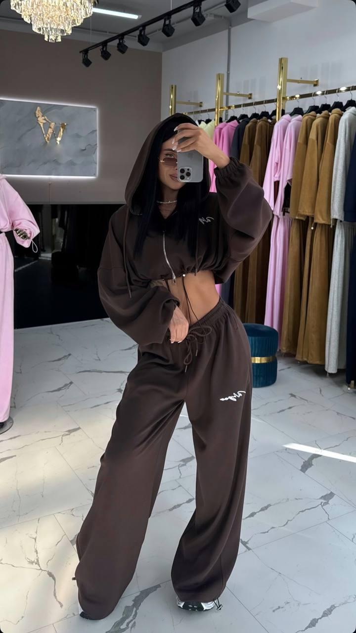 Коричневий стильний жіночий костюм-двійка оверсайз з двонитки: Широкі Штани з високою посадкою і Худі на блискавці, фото 1