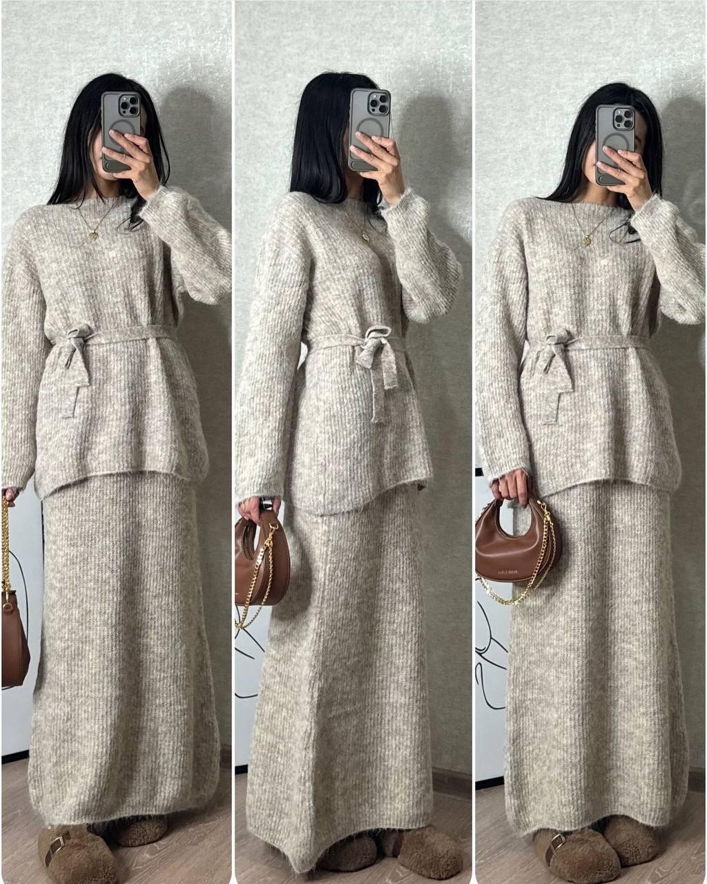Бежевий жіночий повсякденний базовий теплий м'який костюм-двійка з ангори в рубчик: Спідниця максі та Джемпер, фото 1