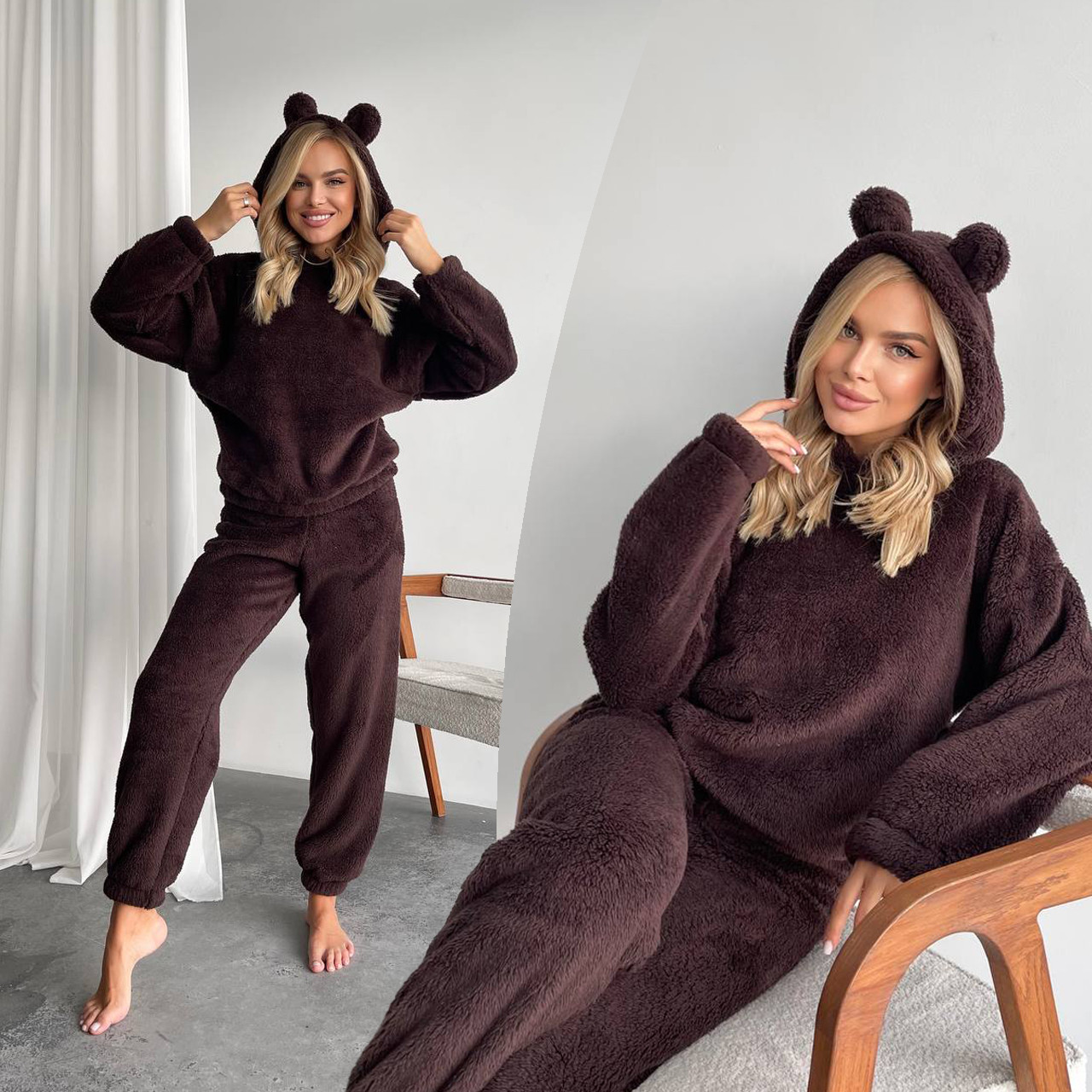 Коричневий теплий домашній жіночий костюм-піжама з двосторонньої махри з капюшоном і вушками, фото 1