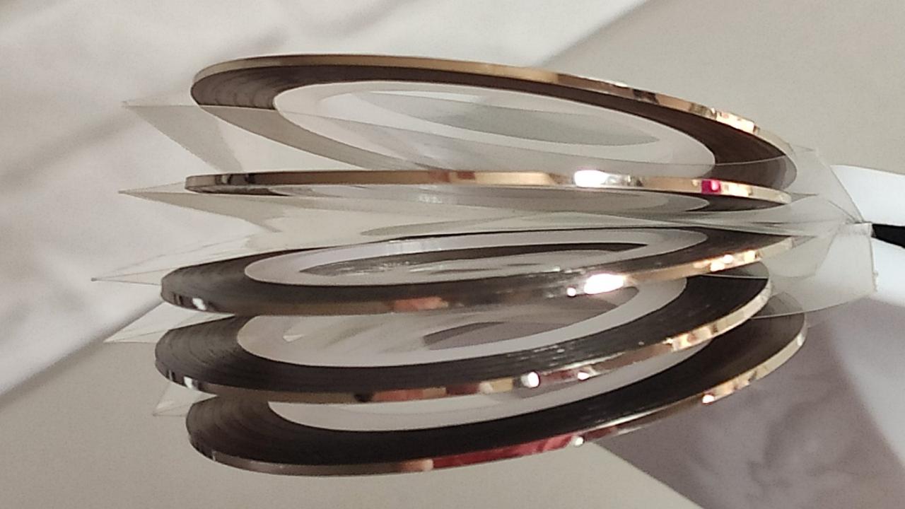 Кольорова декоративна стрічка (нитка) для дизайну нігтів 1 мм. Срібло