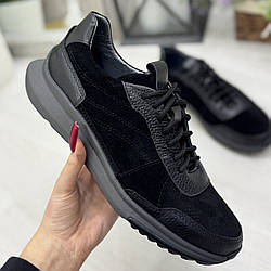 Кросівки чоловічі комбіновані на шнурівці. Колір чорний