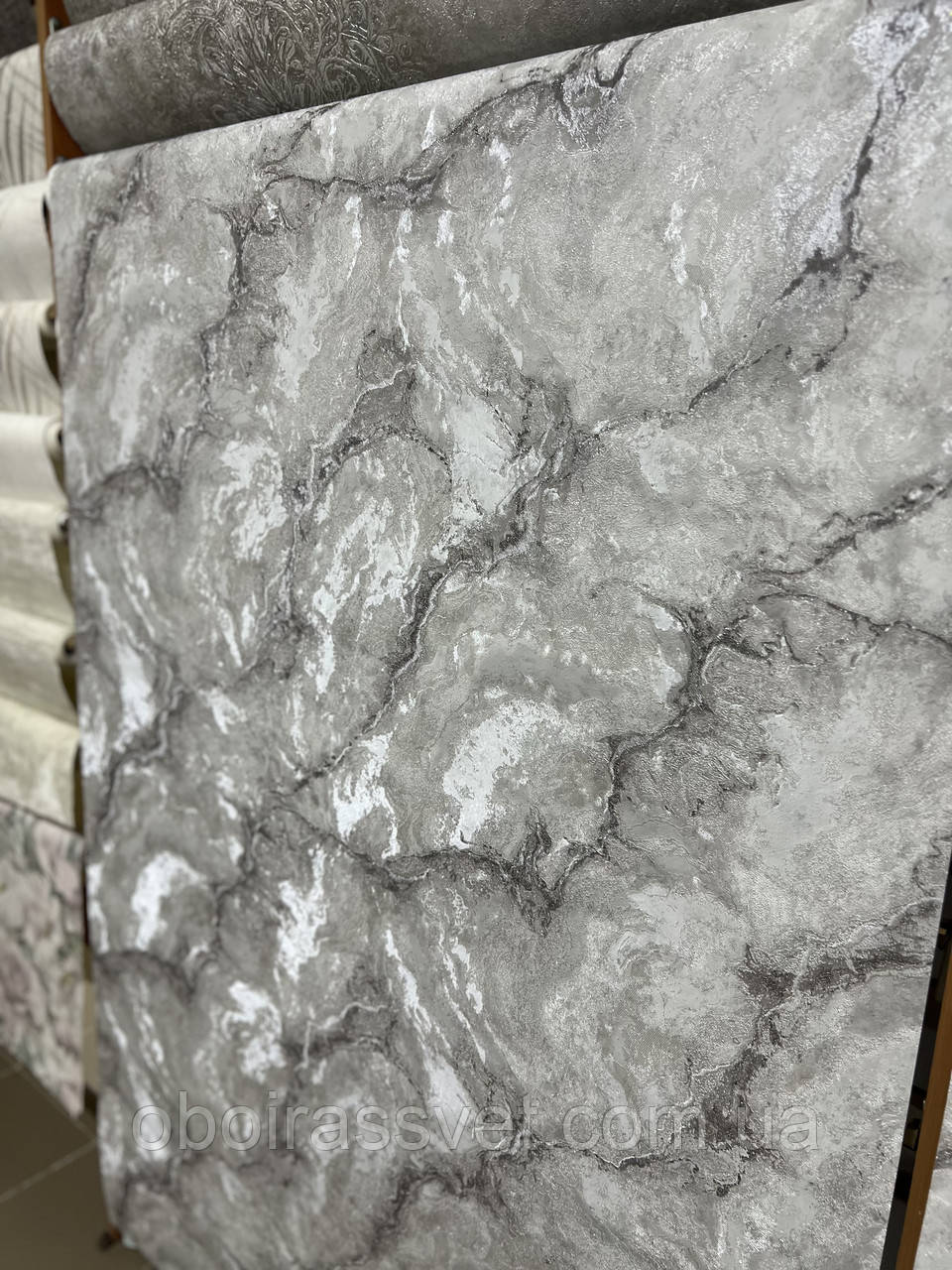 Шпалери Затемнення 8777-10 довжина 15 м, ширина 1.06 = 5 смуг по 3 м кожна,вініл гарячого тиснення на флізеліні,