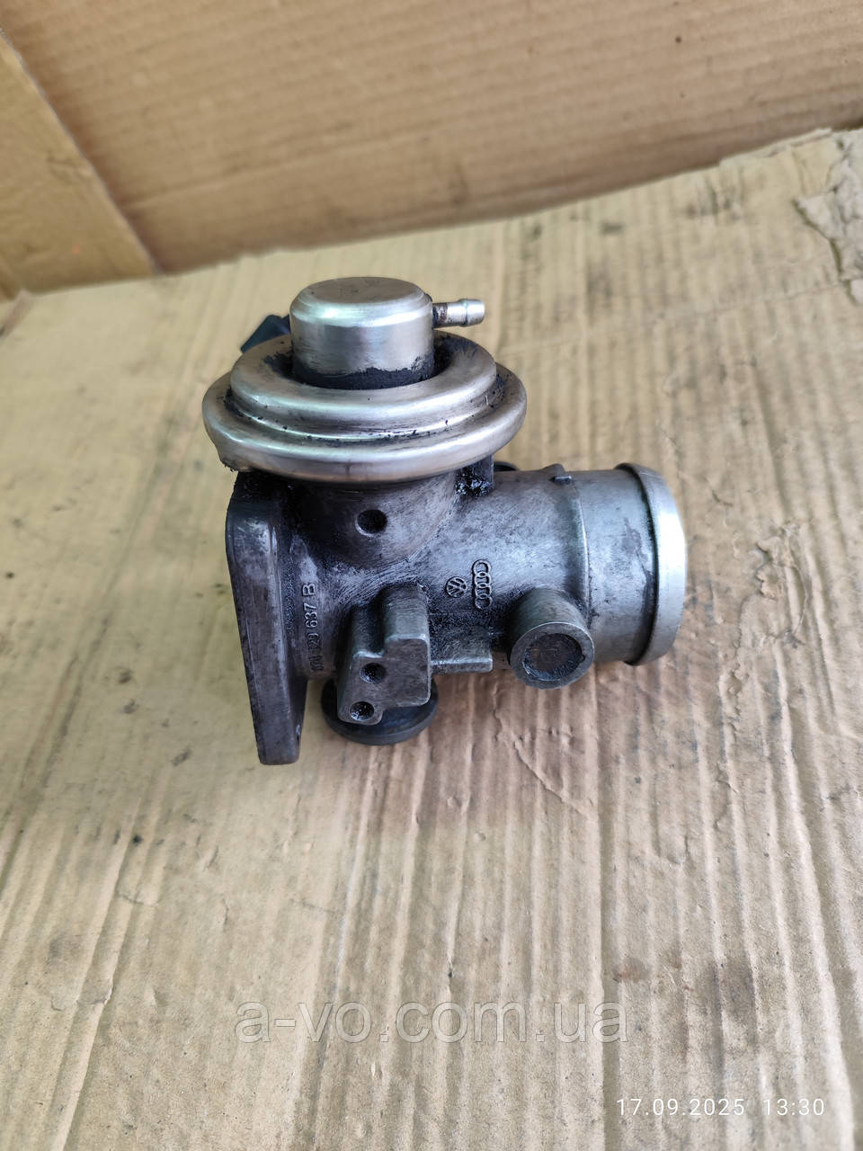 Дроселна заслонка VW LT 2.5d 074129637b, фото 1