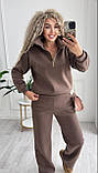 Теплий коричневий жіночий костюм зі щільного трикотажу у вільному стилі, фото 5