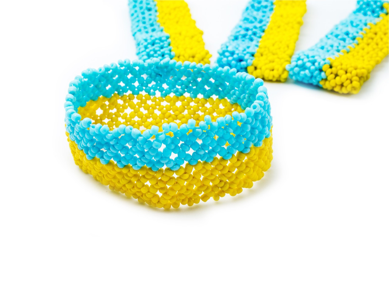 Браслет із бісеру жовто-синій