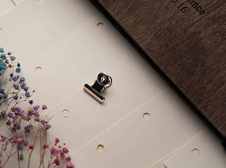 Затискач металевий для арки. 20мм