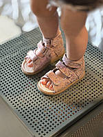 Дитячі високі ортопедичні босоніжки з фіксуючим задніком на липучках для дівчинки 25 розмір, фото 9