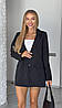 Чорний жіночий стильний костюм-двійка класичного крою з костюмки: Міні спідниця-шорти та Піджак з плічками, фото 8