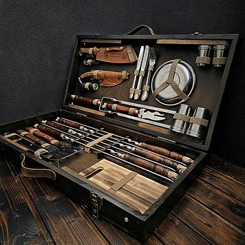 Набір шампурів у дерев'яному кейсі "Незламний"