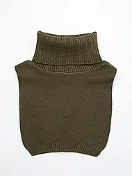 Дитяча манишка з горловиною в різних кольорах