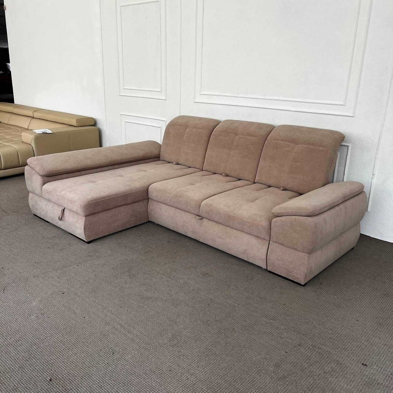 Кутовий диван в тканині з переставними спинками, фото 1