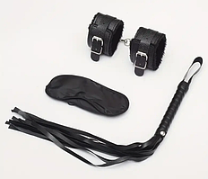 Набір з 3 штук чорних м'яких наручників, Чорний довгий батіг, Маска для очей, що блокує світло та захищає від спостереження