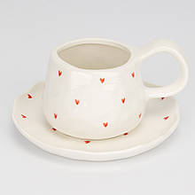 Керамічна чашка з блюдцем "Сердечки" з ручним розписом у подарунковій коробці об'єм 300 мл