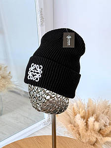 Жіноча шапка Loewe лопатка (вишивка)