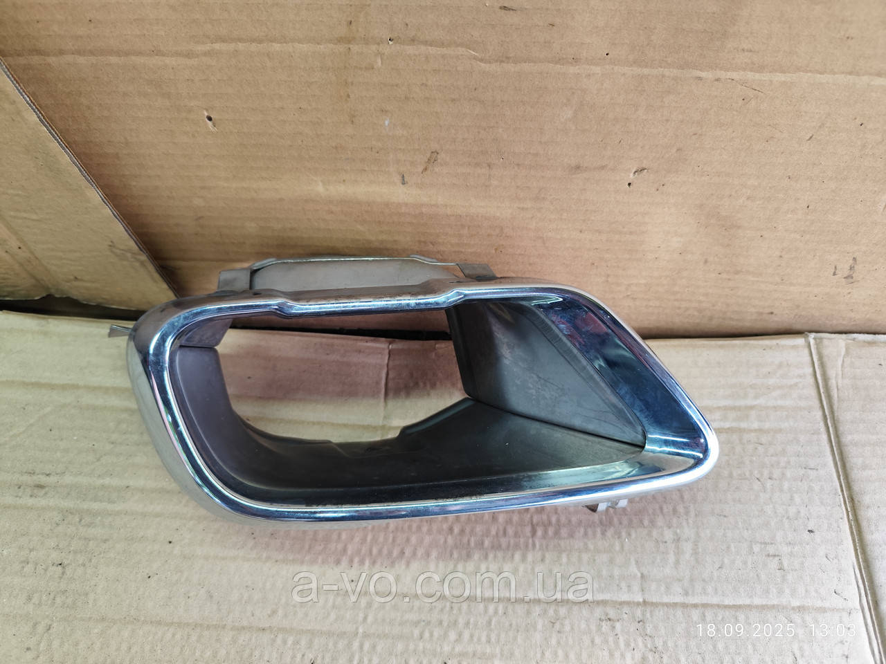 Наконечник выхлопной труби BMW x5 g05 g06 g07 208602 5a5c8e8, фото 1